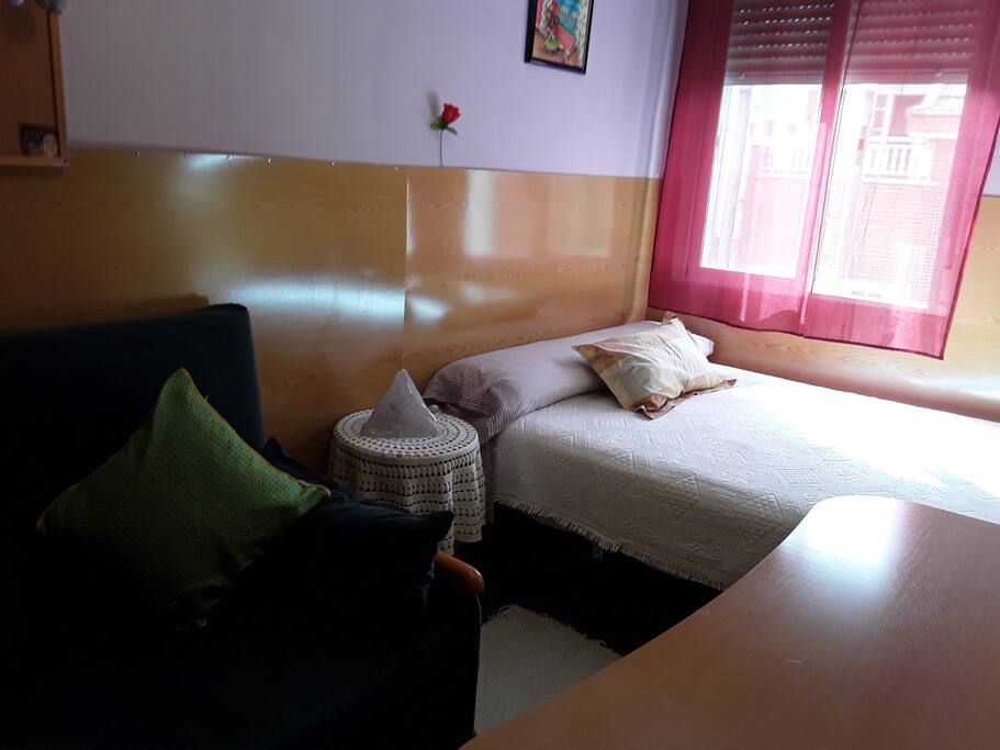 Habitación tranquila y confortable.