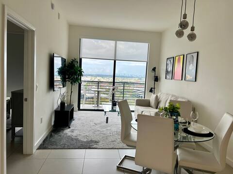 Lovely Apartment in Miami 1803