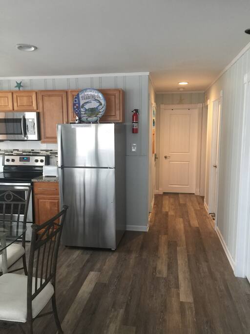 Hallway to bedrooms