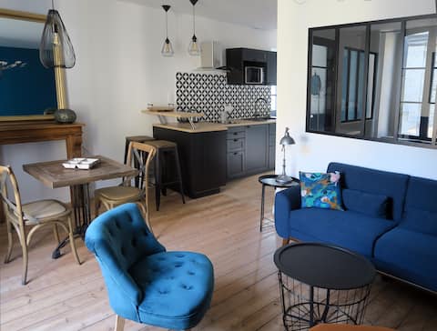 Popular Airbnb listing: Artist's studio, charming 2-flat, historic center in Dinan