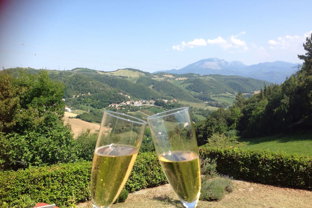 Spectacular views from the balcony of the Gran Sasso and Sibillini mountain ranges.
