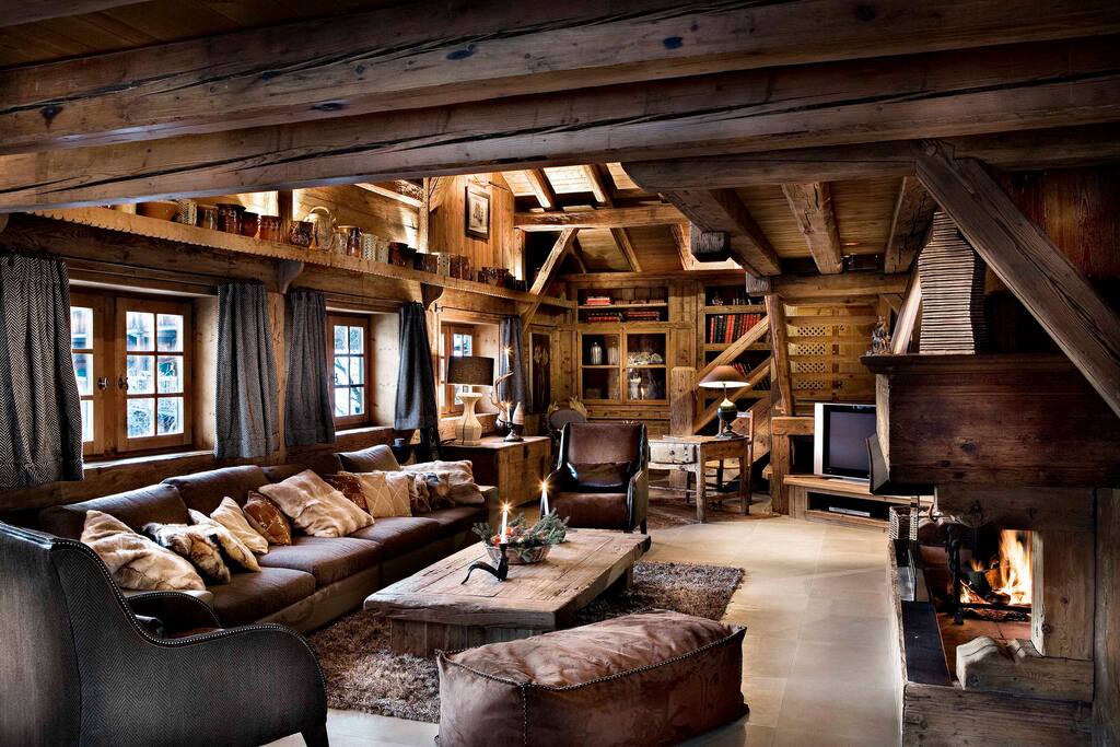 LES SALONS : Le cœur du chalet