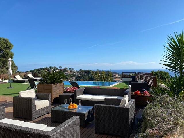 Villa Irene – Impresionantes vistas al mar gallery image 2