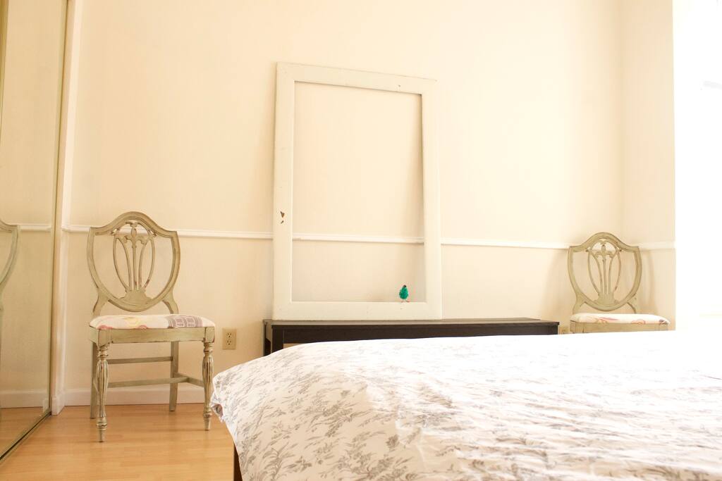 Another view of the room