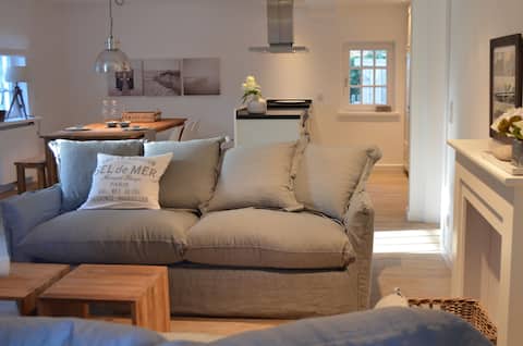 Popular Airbnb listing: Stylish apartment in captain's house (Alt-Westerland) in Sylt