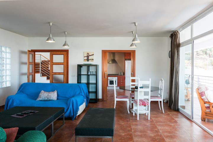 Villa Yaco gallery image 2