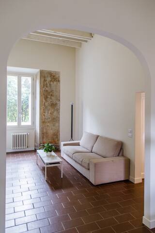 EE FLORENCE LUXURY APARTMENT gallery image 3