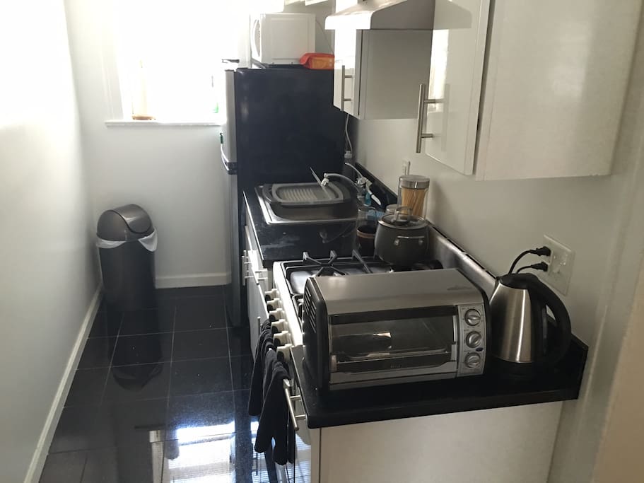 Recently remodeled kitchen with all the basics.