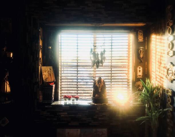 THE ÆLCH3MY 6F ÆSCENSI9N - EGYPTIAN/ESOTERIC ROOM