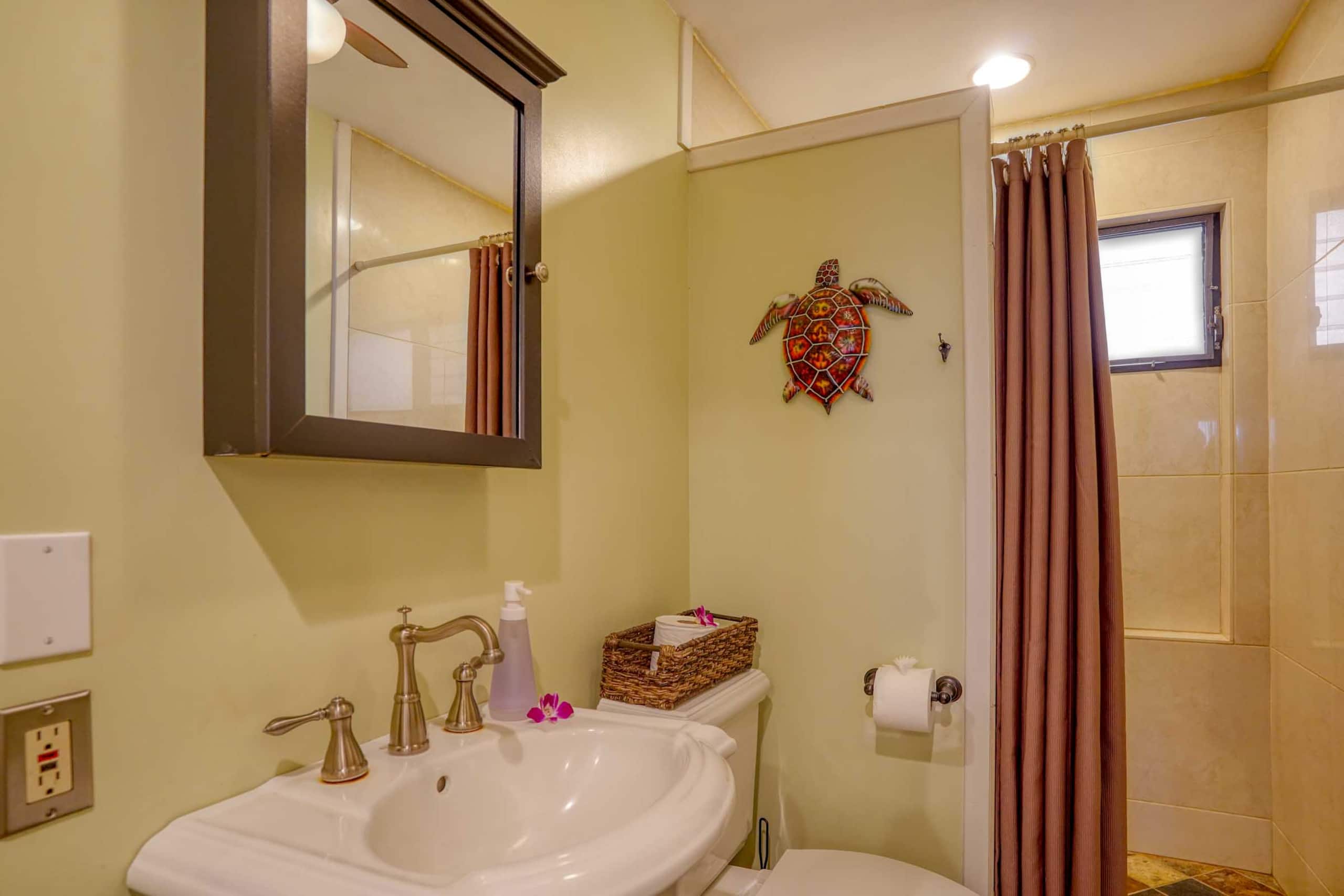 Condo in Wailuku · ★4.75 · 1 bedroom · 1 bed · 1 bath - Image 25