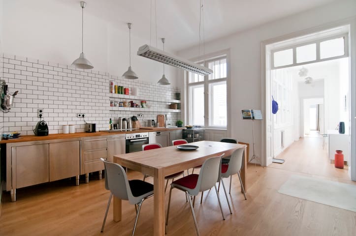 Luxury and spacious city-apartment