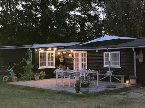 Charming cottage on a natural plot