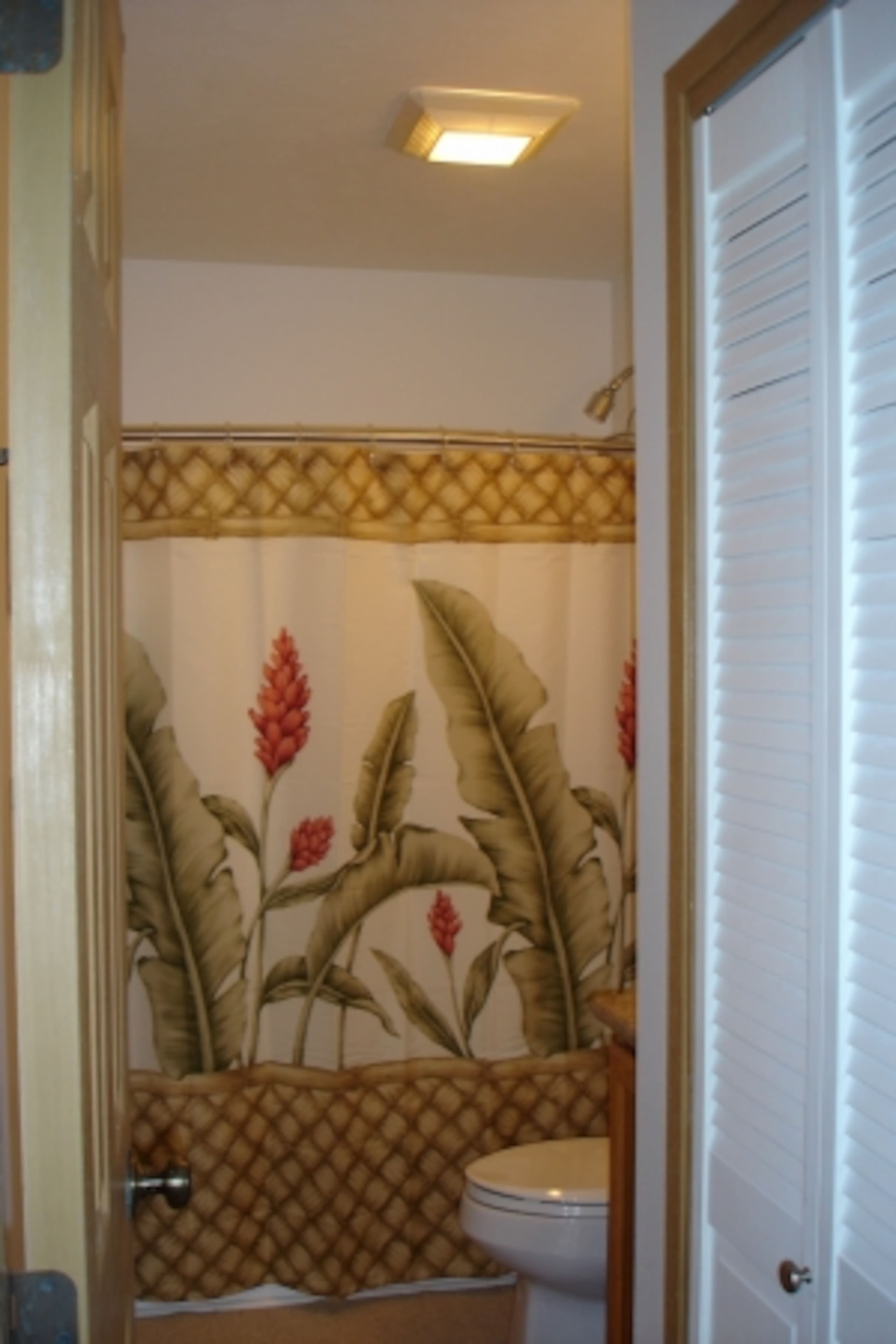 Haleakala Suite at Bamboo Valley Inn - Image 7