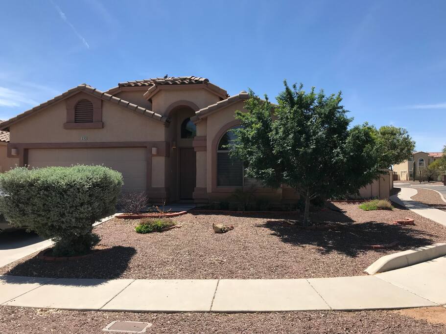 Mi casa es su casa, come visit! Entire 4 BR, 2 BA - Houses for Rent in