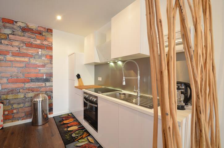 3 Bathroom * Rhapsody In Roof * Penthouse gallery image 5