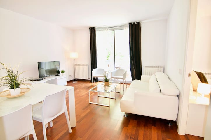 The Soho Apartment by Glasir Homes