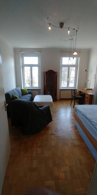 Großes Zimmer