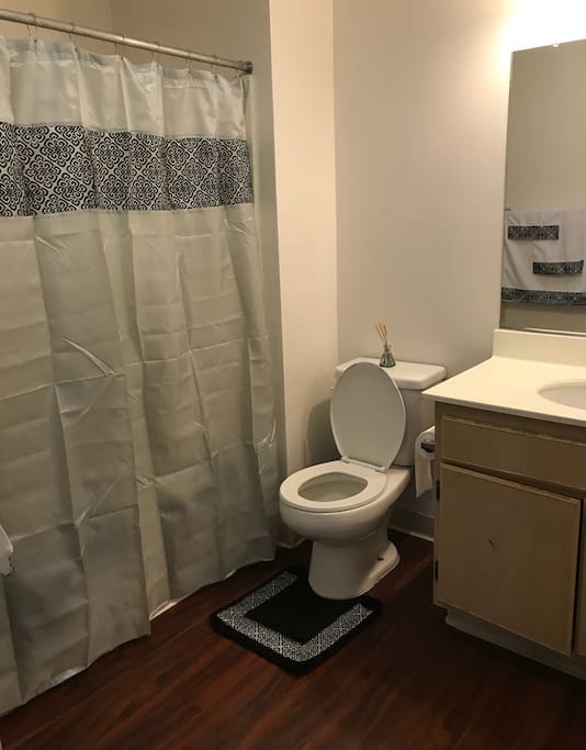 Full bathroom