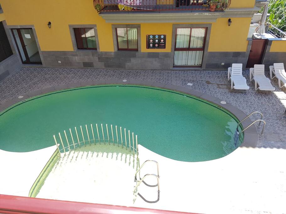 Piscina comunitaria