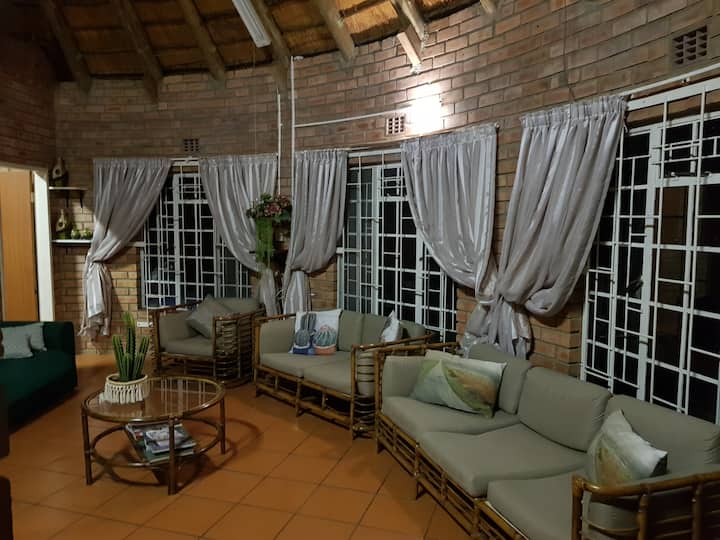 غرفة المعيشة