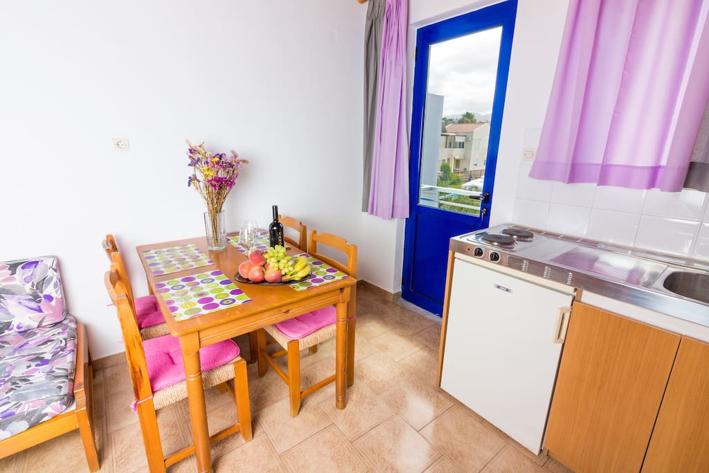 Almyrida seafront maisonette - apartment
