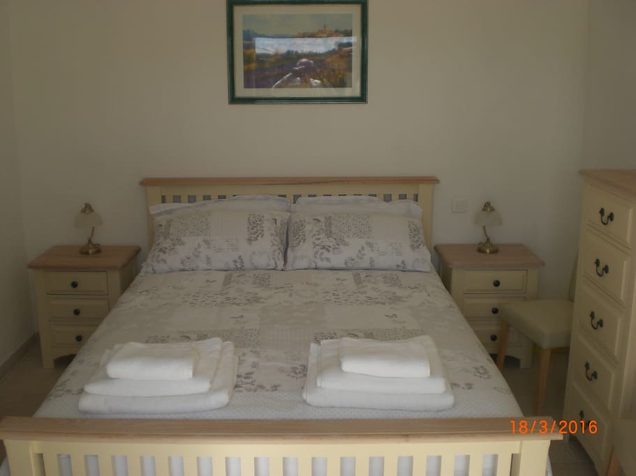 King Size Bed