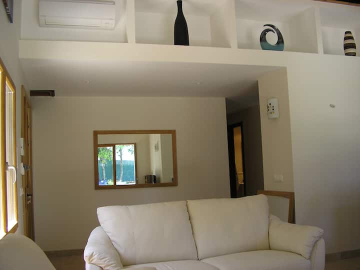 Stylish, Contemporary Villa  10 Mins Walk To Beach - Antibes