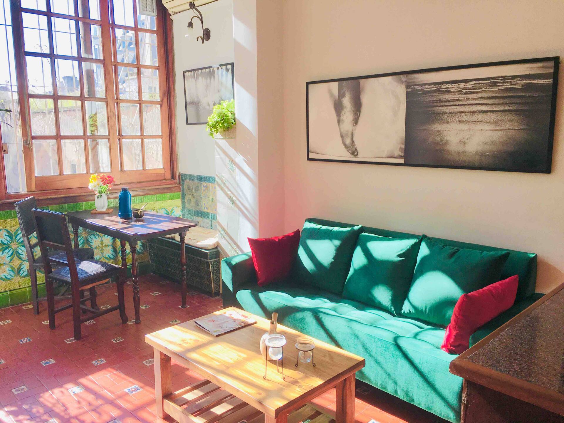 Two-bedroom apartment in Monserrat