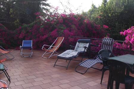 Top 20 rocca di capri leone verhuur van villa's en bungalows ... Interni case coloniali capri