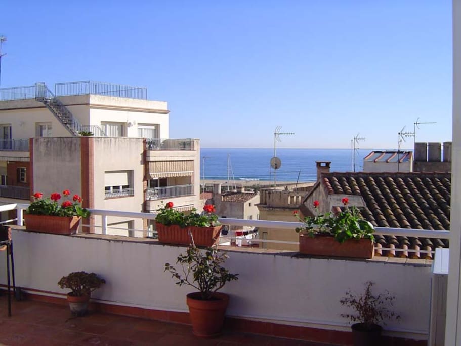 Terraza de 20m2 y vistas al mar