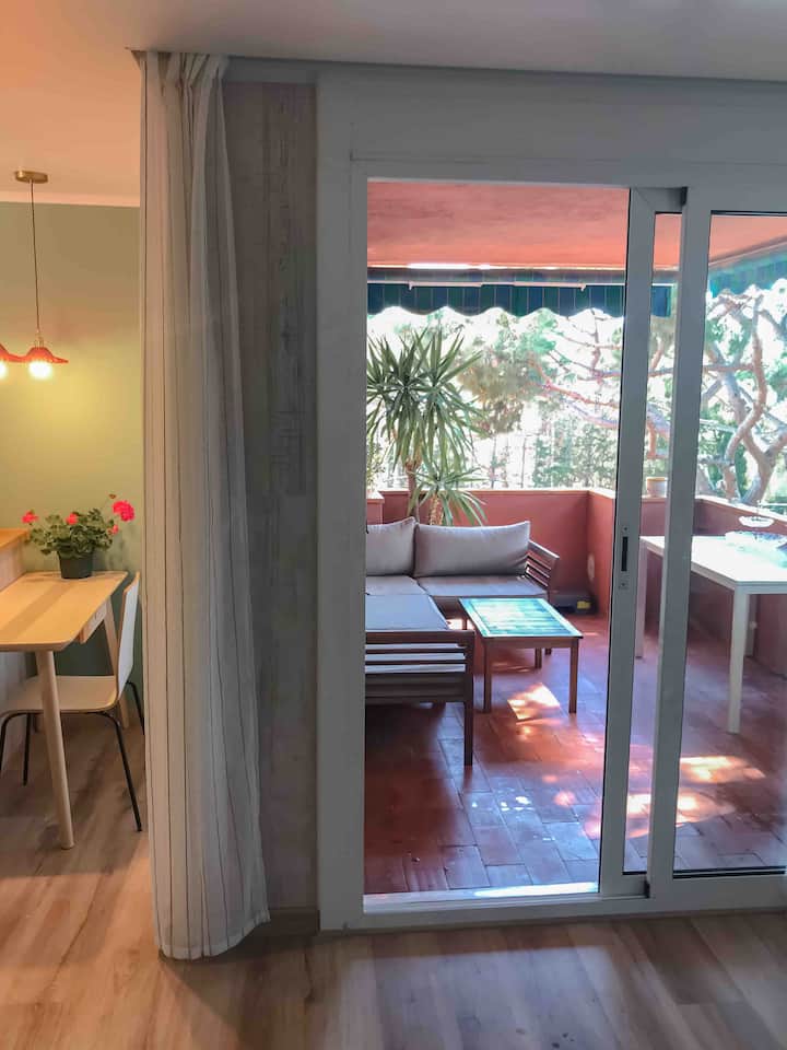 Beach Apt With 2 Terraces ~ Parking  ~ Wifi - Garraf