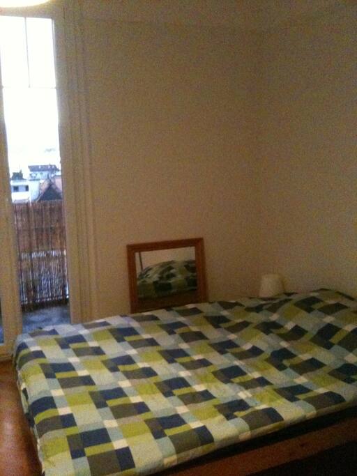 Grande chambre/ Big room