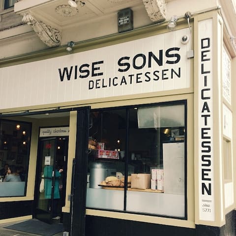 Photo of Wise Sons Jewish Delicatessen in Mission District
