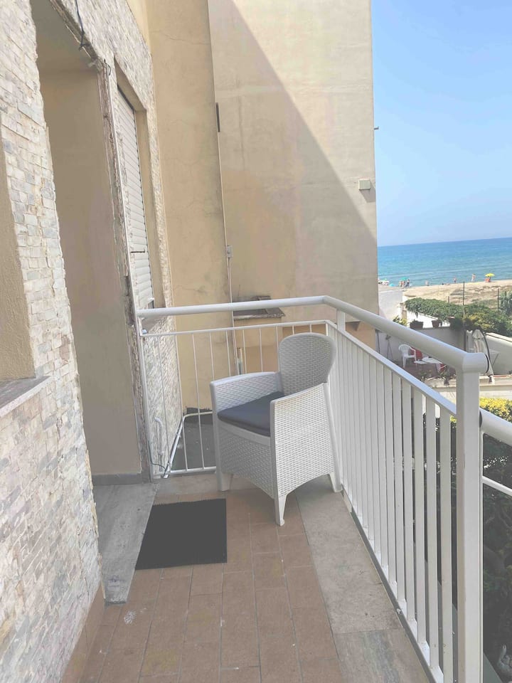 La3 seaside suite