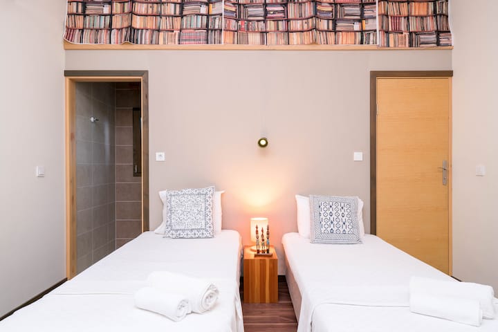 İkinci yatak odası