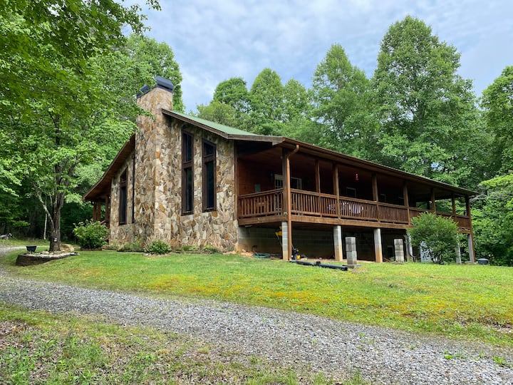 Welcome To Creekside Serenity Lodge - Mineral Bluff, GA