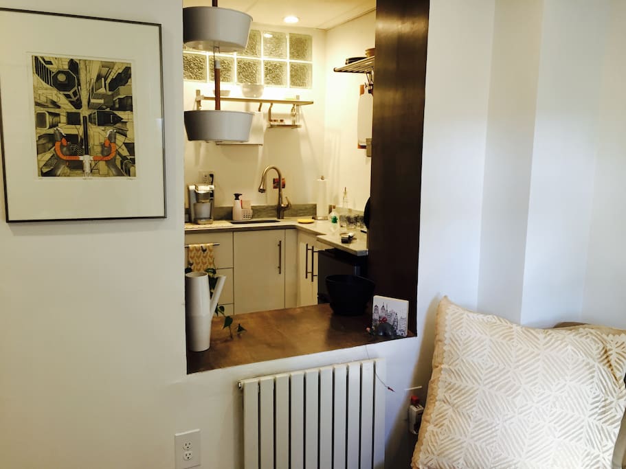 View from living room to perfect kitchenette. Nice to be able to talk to the chef!