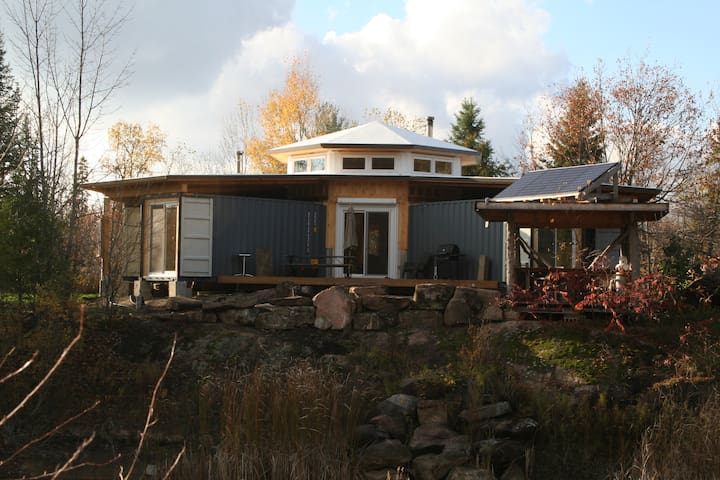 Private Off Grid Shipping Container Getaway Cottages For Rent In