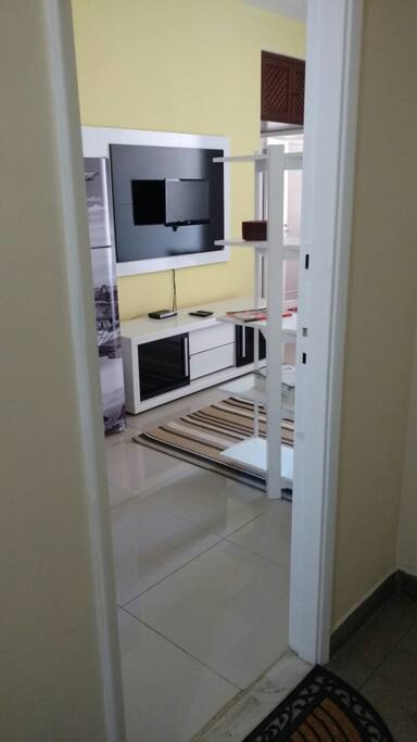 Porta de entrada do apartamento
