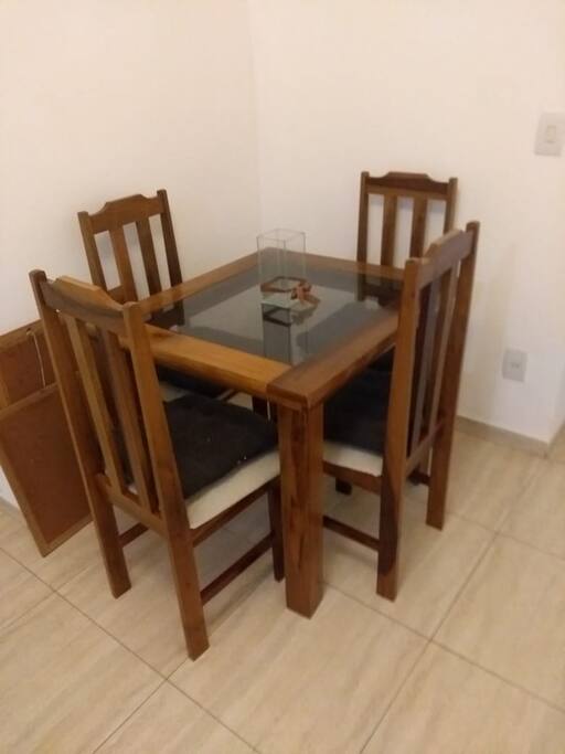 Mesa de jantar / dining table