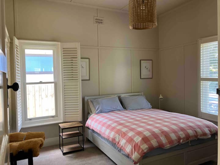 Chumba cha Kulala cha Malkia wa Mb