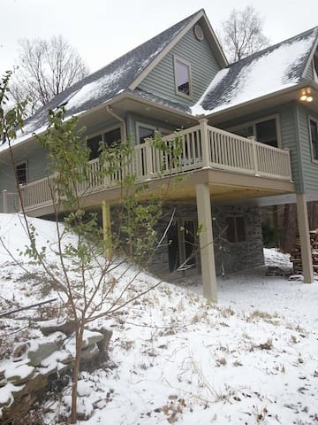 RidgeStone Cottage