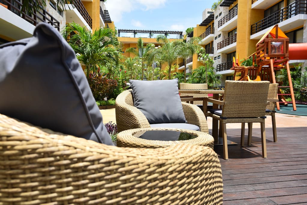 Lounge Area