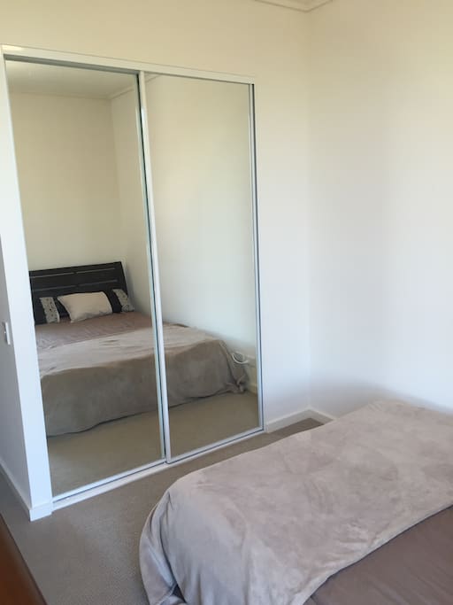 Building in wardrobe