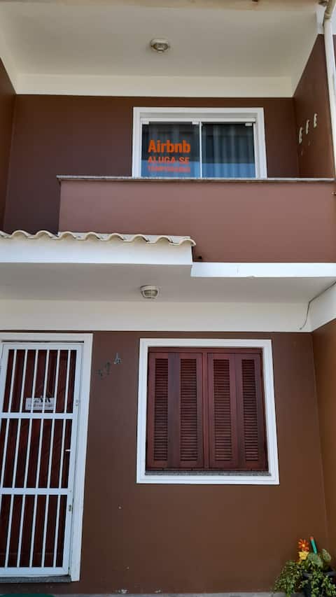 A townhouse one block from the sea, Balneário Pinhal - RS