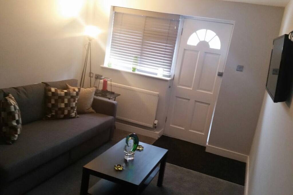 One Bedroom Apt