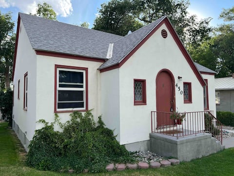 Quaint Cottage in Winnemucca!