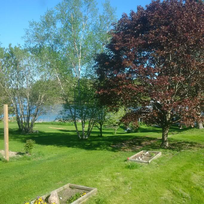 Beautiful and Tranquil Waterfront Living
