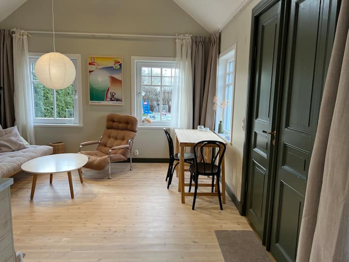 Gästhus Med Uteplats Och Stor Trädgård - Åby