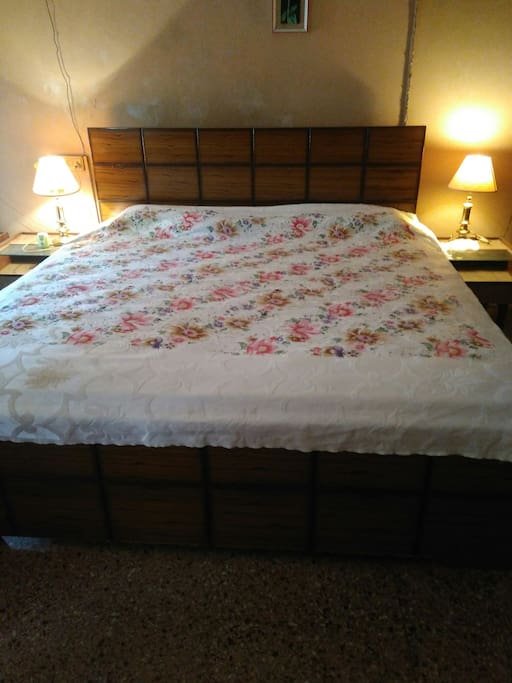 Spacious Bedroom. Can accommodate upto two futons/mattresses